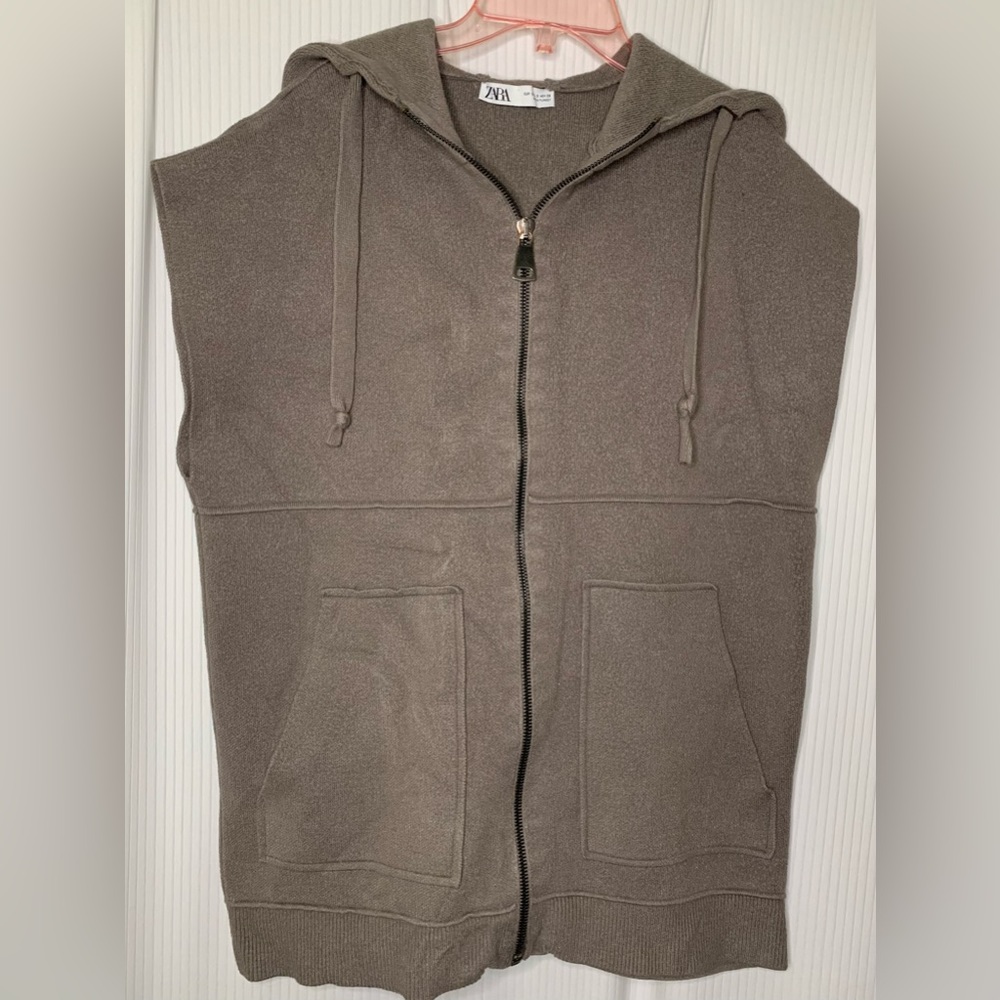 Zara Sleeveless Hoodie Jacket Zip Front w/ Pockets Muted Brown Oversized